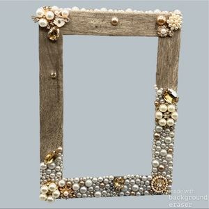 Avant-garde Picture Frame